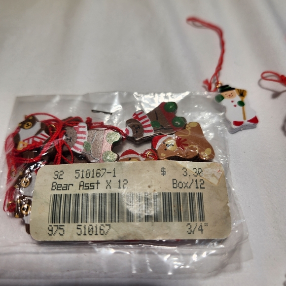 Vintage Minature Hand Painted Wooden Holiday Ornaments Set 29 Pcs Abot 1" - Picture 3 of 7